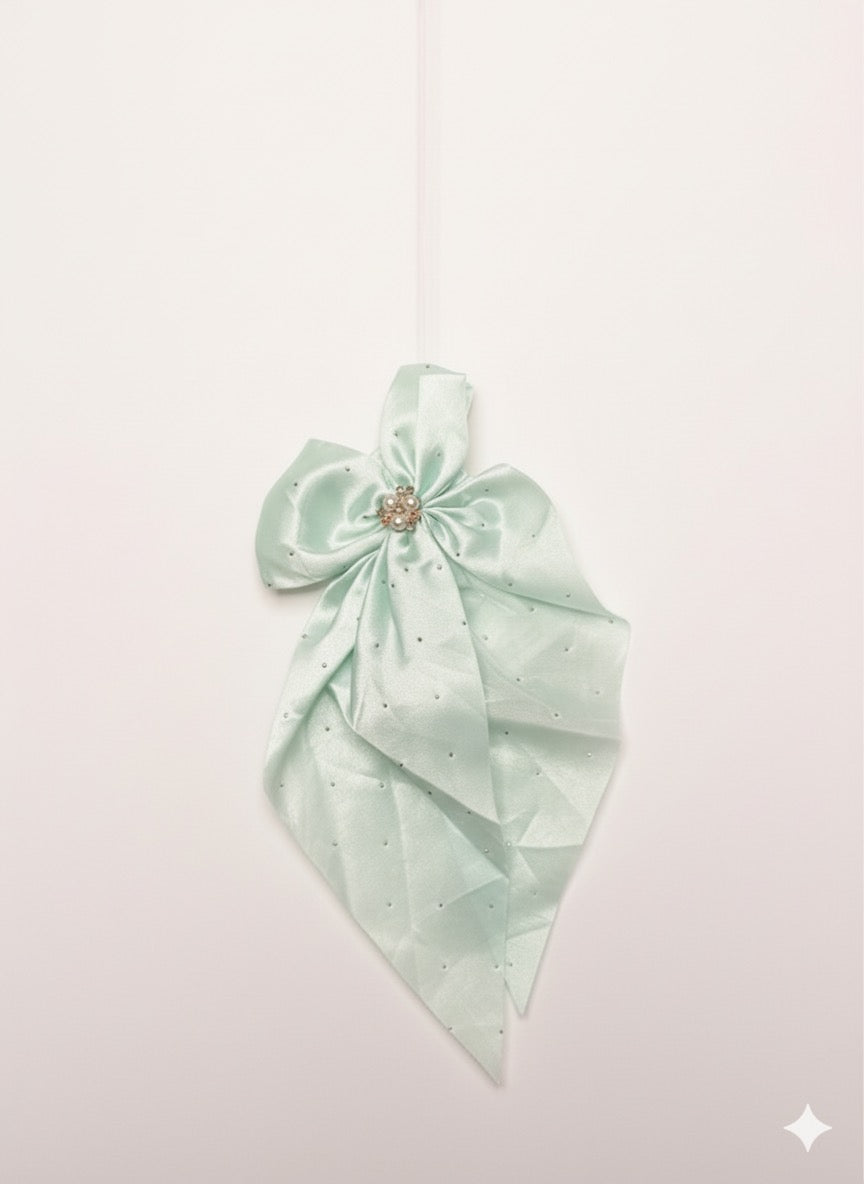 Elegant Lavender Satin Bow Light Purple